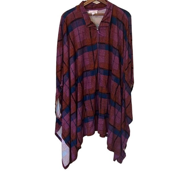Stan Herman Half Zip Batwing Sleeve Top - Picture 1 of 8